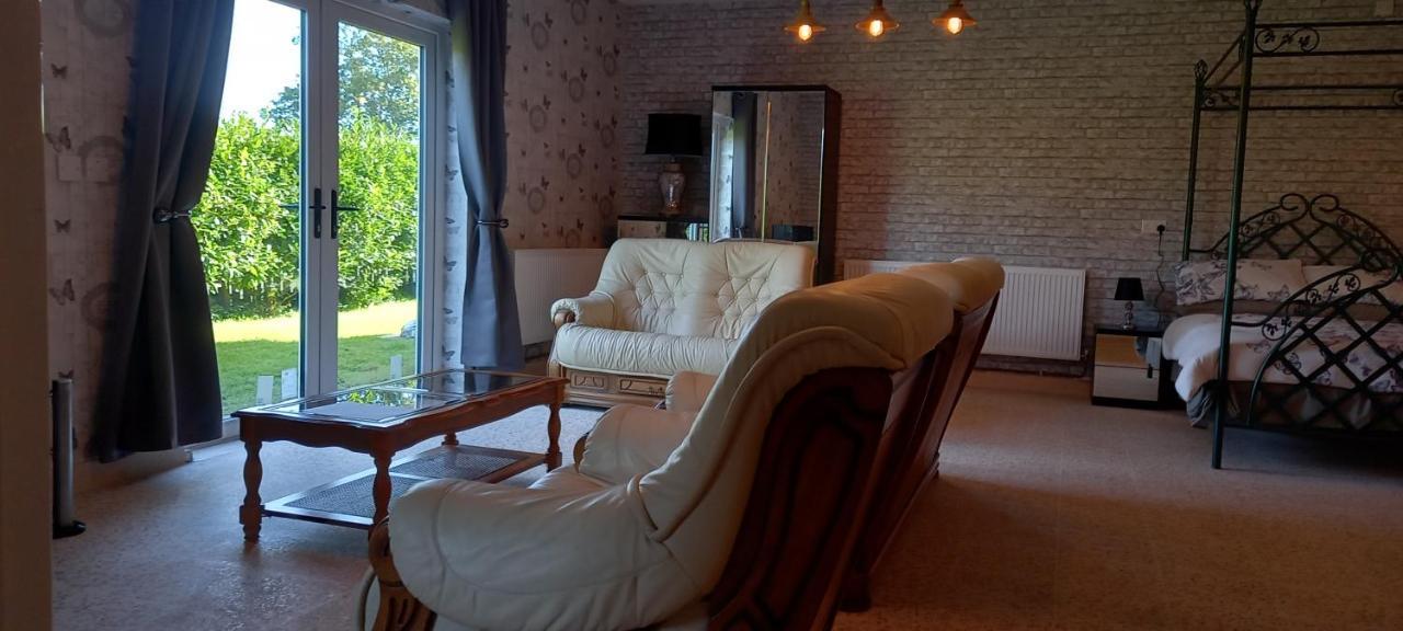 Vila Butterflies Rest Draperstown Exteriér fotografie